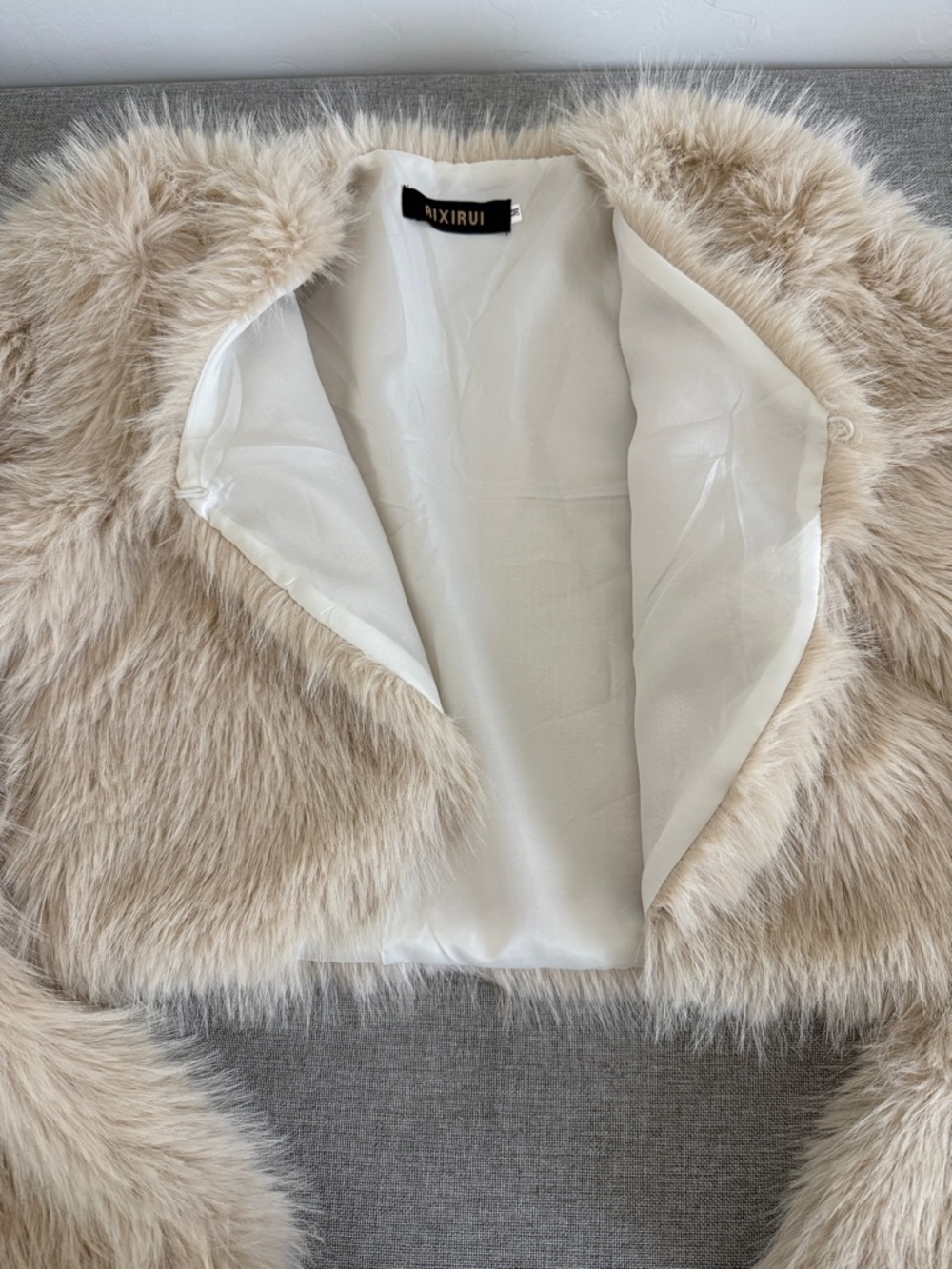 Beige Faux Fur Cropped Teddy Jacket - Picture 3 of 10